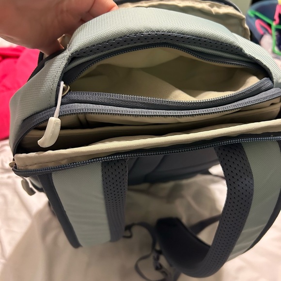High Sierra Swerve Pro Backpack - Picture 13 of 16